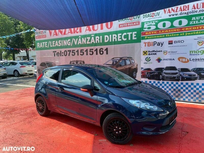 Second-hand Ford Fiesta 60 CP (44 kW) 2012 Albastru Hatchback