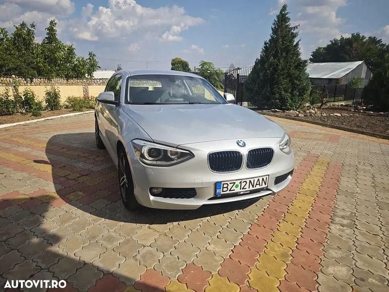 Culoareargint Utilizat 2012 BMW 116 Comfort Edition Hatchback | 7.500 EUR - Imagine 1/4