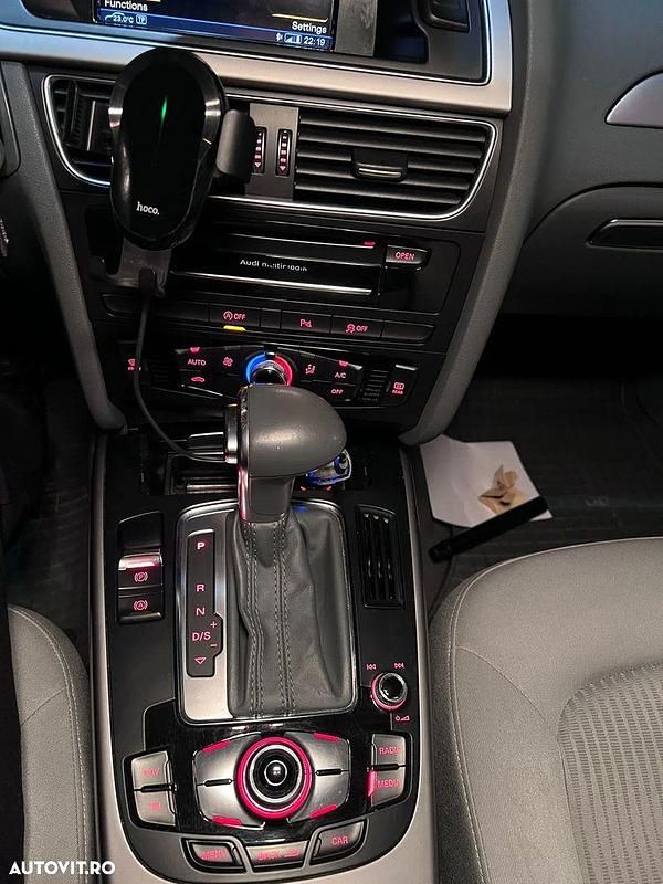 Second-hand Audi A4 136 CP (100 kW) 2015 Culoarenegru Break