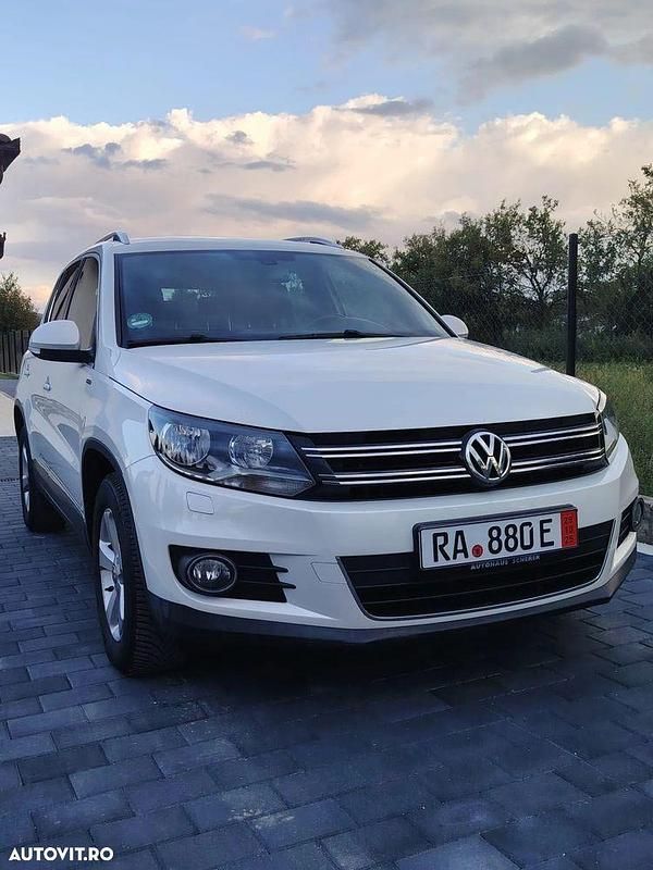 Culoarealb Utilizat 2016 VW Tiguan LOUNGE SUV | 12.600 EUR (Preț bun) - Imagine 1/4