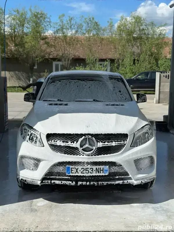 Utilizat 2017 Mercedes GLE350 SUV | 33.000 EUR (Scump) - Imagine 1/4