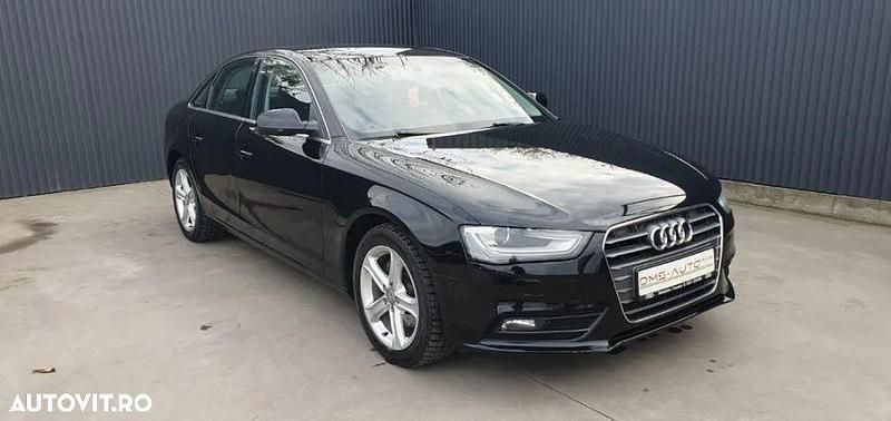 Culoarenegru Utilizat 2012 Audi A4 Berlinǎ | 8.500 EUR (Preț OK) - Imagine 1/4