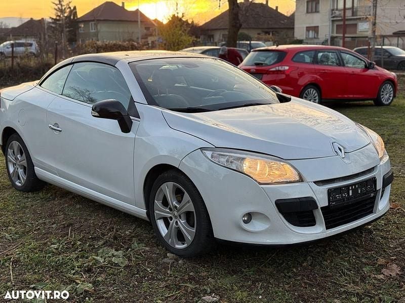 Second-hand Renault Mégane III Dynamique 110 CP (80 kW) 2010 Culoarealb Cabrio