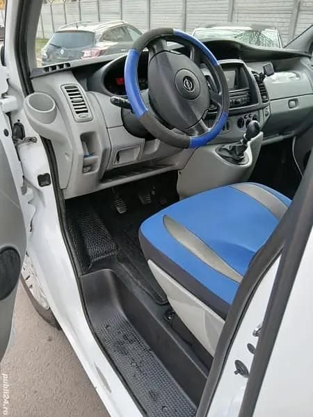 Utilizat 2014 Opel Vivaro Monovolum | 9.000 EUR (Preț OK) - Imagine 1/4