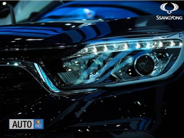 Albastru marin Utilizat 2018 Ssangyong (KGM) Rexton SUV | 38.190 EUR - Imagine 1/4