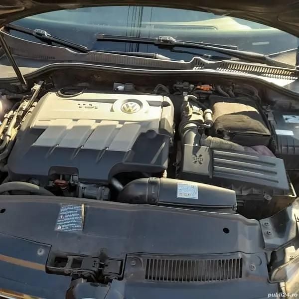 Negru Utilizat 2008 VW Golf VI Berlinǎ | 3.500 EUR (Preț OK) - Imagine 1/4