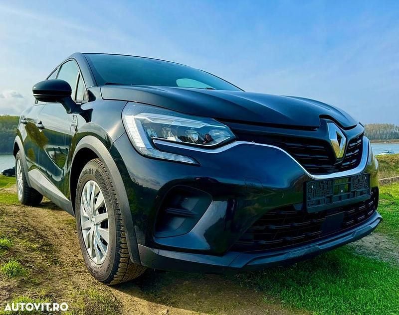 Culoarenegru Utilizat 2022 Renault Captur Intens SUV | 11.890 EUR (Preț OK) - Imagine 1/4