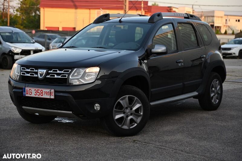 Negru Utilizat 2015 Dacia Duster Prestige SUV | 7.000 EUR (Preț OK) - Imagine 1/4