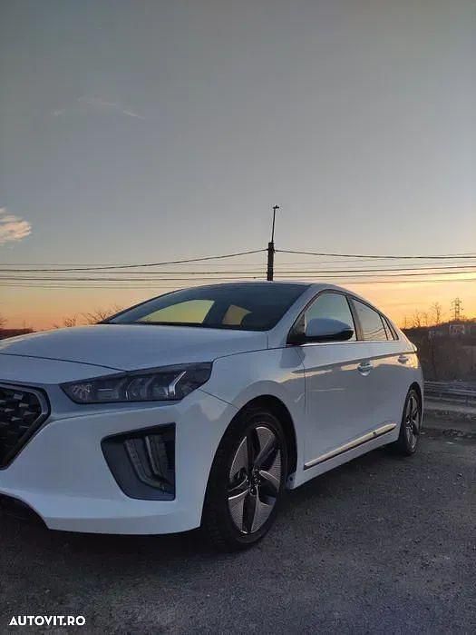 Alb Utilizat 2021 Hyundai Ioniq Berlinǎ | 21.000 EUR (Scump) - Imagine 1/4