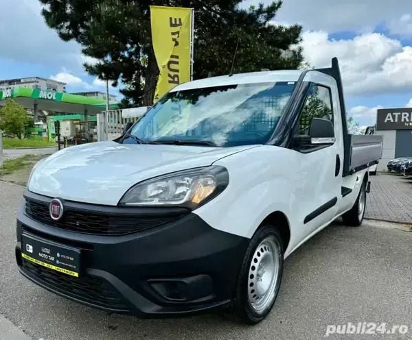 Alb Utilizat 2020 Fiat Doblò Monovolum | 14.990 EUR - Imagine 1/4