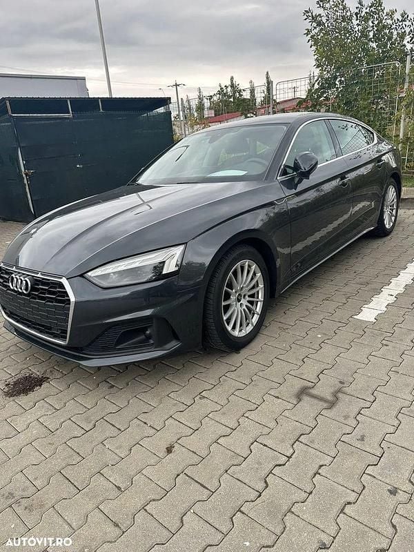 Culoaregri Second-hand 2021 Audi A5 Advanced Berlinǎ | 25.900 EUR (Preț OK) - Imagine 1/4