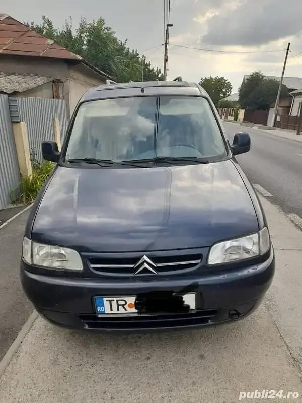 Utilizat 2001 Citroën Berlingo Monovolum | 4.999 EUR - Imagine 1/4