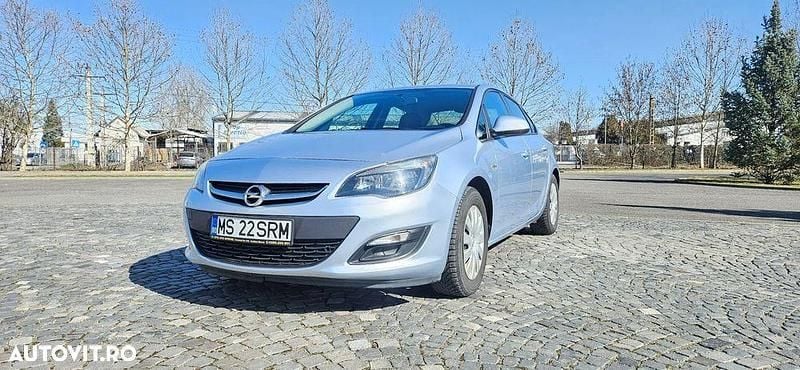 Second-hand Opel Astra Cosmo 140 CP (102 kW) 2017 Culoaregri Berlinǎ