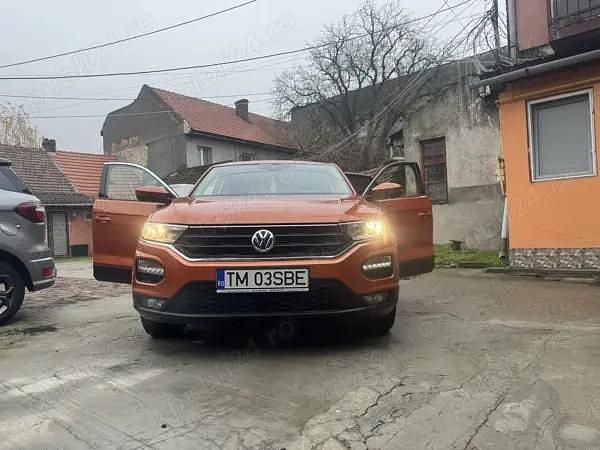 Portocaliu Utilizat 2018 VW T-Roc SUV | 15.850 EUR - Imagine 1/4