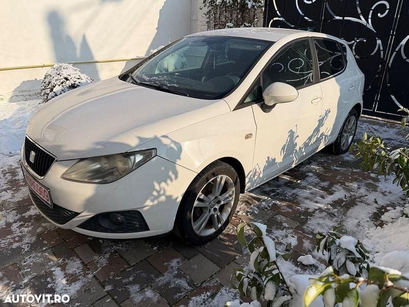 Culoarealb Utilizat 2010 Seat Ibiza Copa Hatchback | 2.000 EUR (Preț bun) - Imagine 1/4