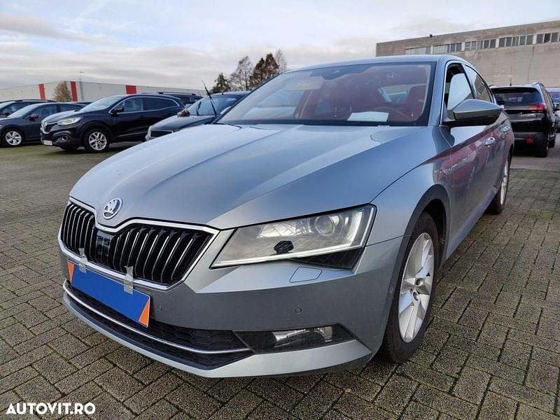 Culoaregri Utilizat 2019 Skoda Superb Ambition Berlinǎ | 14.400 EUR (Super Preț) - Imagine 1/4