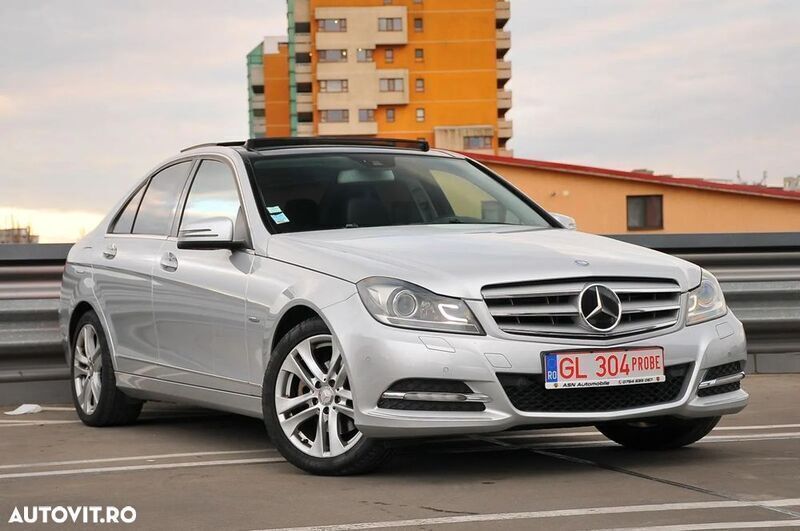 Gri Utilizat 2011 Mercedes C250 Avantgarde Berlinǎ | 11.000 EUR (Preț OK) - Imagine 1/4