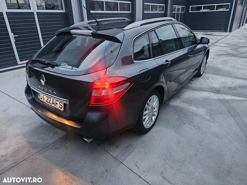 Second-hand Renault Laguna III 149 CP (109 kW) 2008 Culoarenegru Break