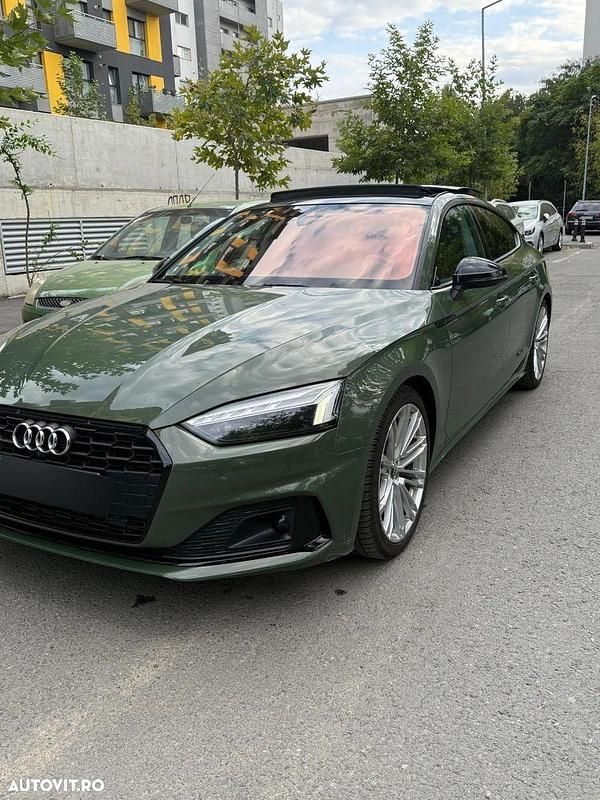 Second-hand Audi A5 Sport 204 CP (150 kW) 2021 Culoareverde Berlinǎ
