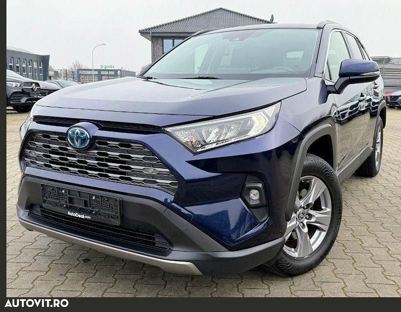 Second-hand Toyota RAV4 Hybrid 222 CP (163 kW) 2022 Culoarealbastru SUV