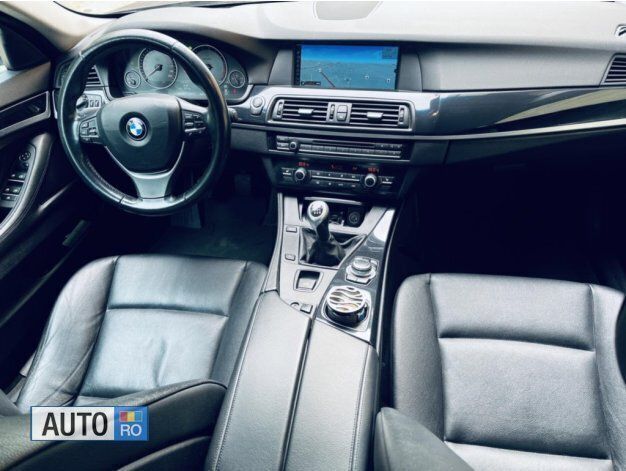 Second-hand BMW 520 184 CP (135 kW) 2011 Negru Berlinǎ