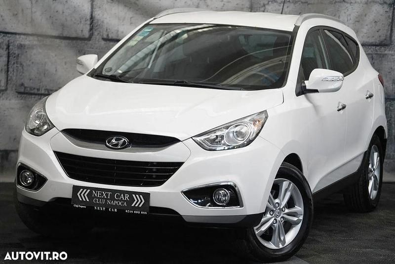 Second-hand Hyundai ix35 Premium 184 CP (135 kW) 2012 Culoarealb SUV