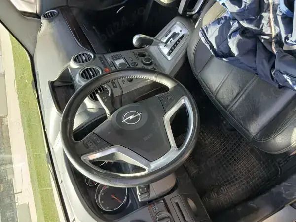Utilizat 2007 Opel Antara SUV | 4.200 EUR (Preț OK) - Imagine 1/3