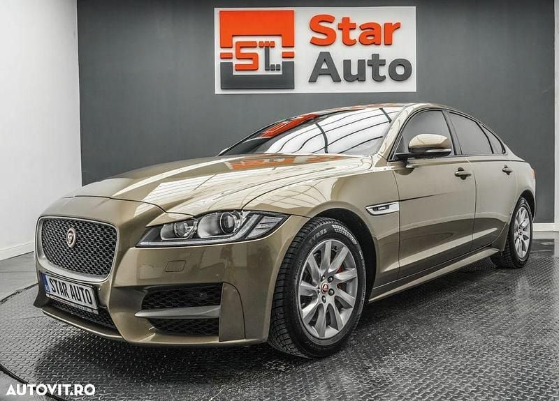 Second-hand Jaguar XF R-Sport 163 CP (119 kW) 2016 Galbeuriu Berlinǎ