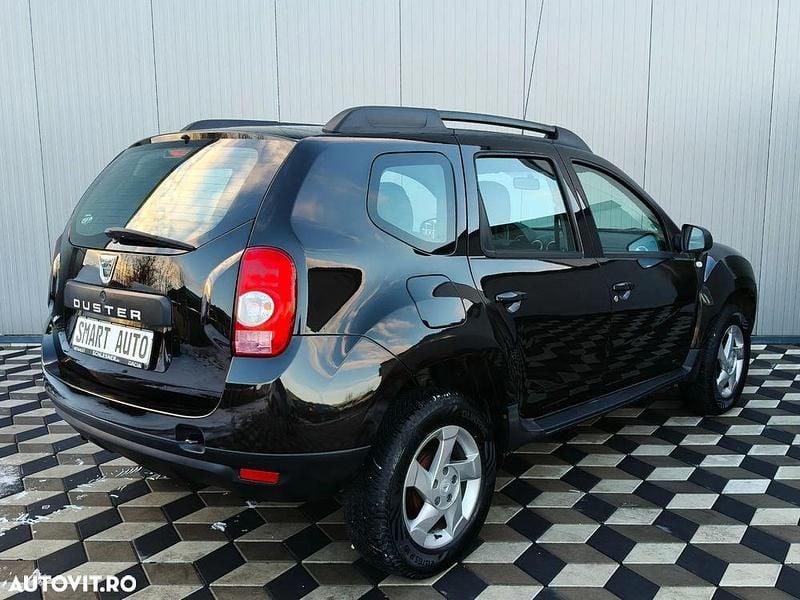 Second-hand Dacia Duster 105 CP (77 kW) 2013 Culoarenegru SUV