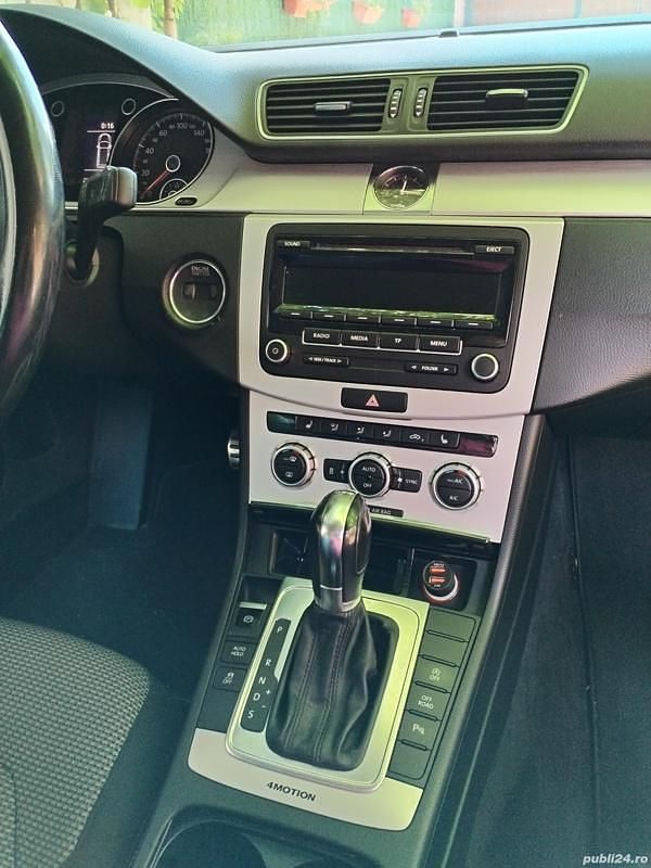 Second-hand VW Passat 170 CP (125 kW) 2012 Maro Break