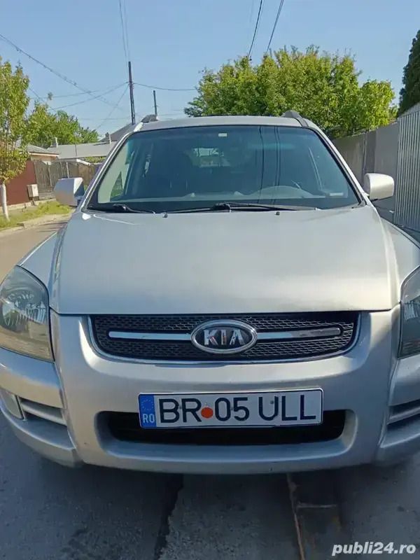 Gri Utilizat 2008 Kia Sportage 2 SUV | 4.300 EUR - Imagine 1/4