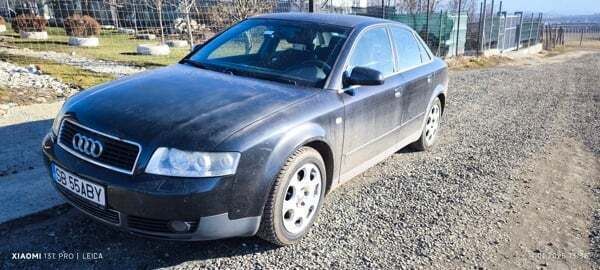 Negru Utilizat 2003 Audi A4 Berlinǎ | 1.800 EUR (Preț OK) - Imagine 1/4