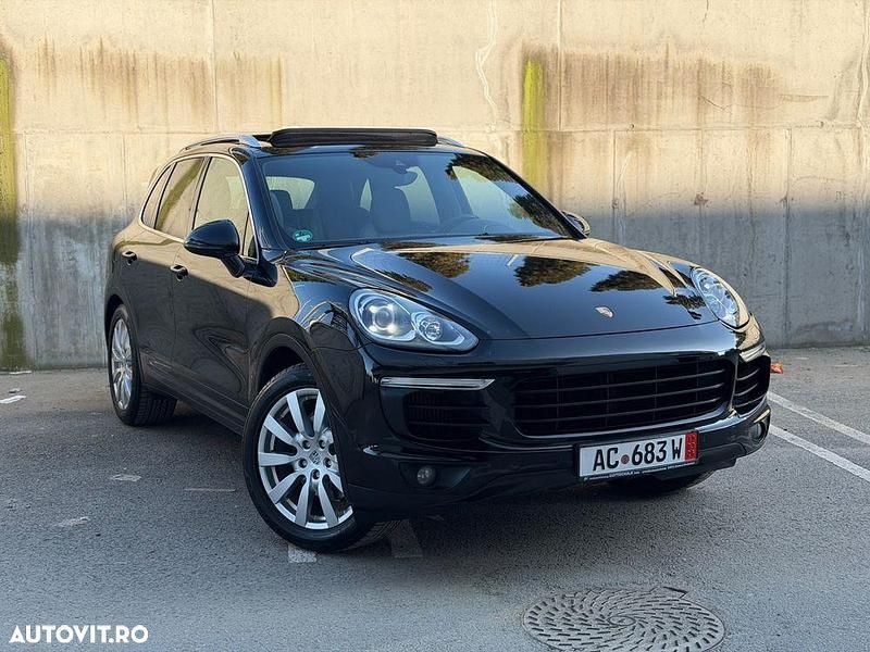 Second-hand Porsche Cayenne Platinum Edition 262 CP (192 kW) 2016 Culoarenegru SUV