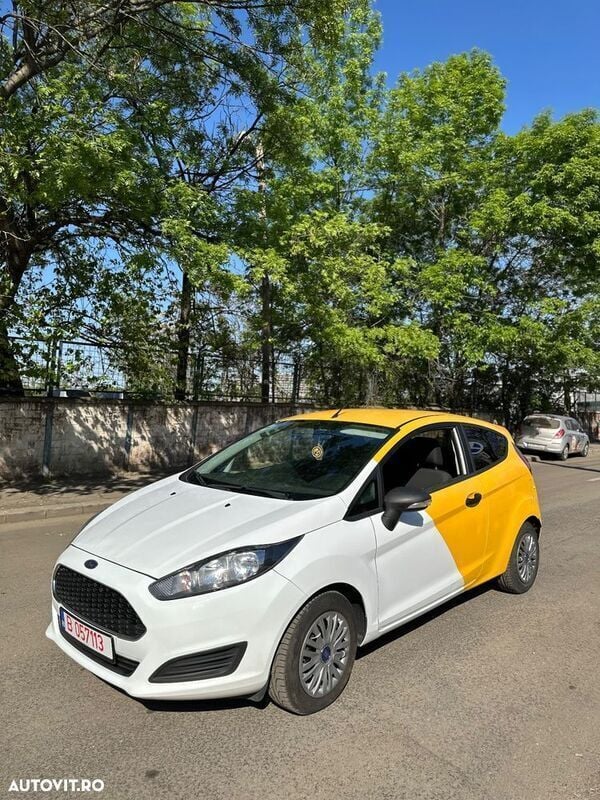 Alb Utilizat 2016 Ford Fiesta Trend Hatchback | 3.800 EUR (Preț bun) - Imagine 1/4