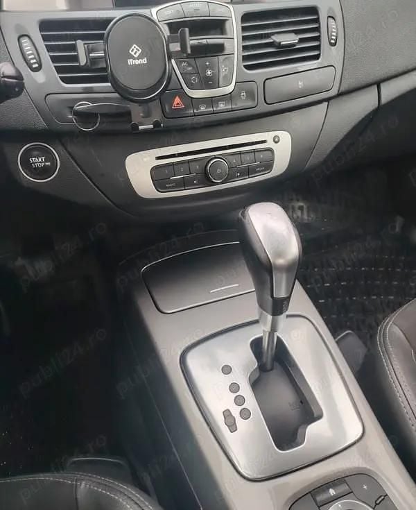 Second-hand Renault Laguna III 81 CP (59 kW) 2013 Berlinǎ