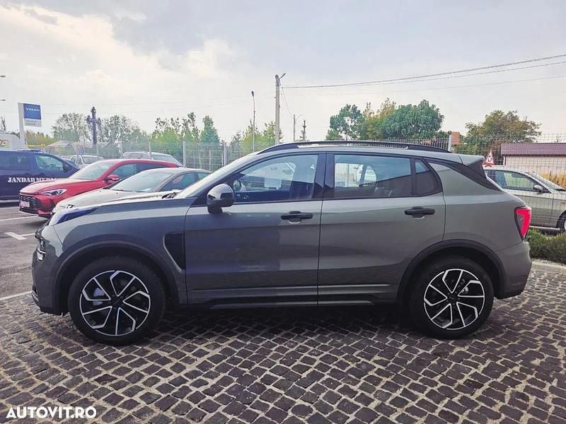 Nouă Lynk & Co 01 276 CP (202 kW) 2025 Culoareverde SUV