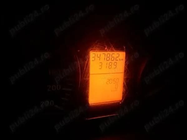 Utilizat 2008 Mercedes Vito Monovolum | 4.000 EUR (Super Preț) - Imagine 1/4