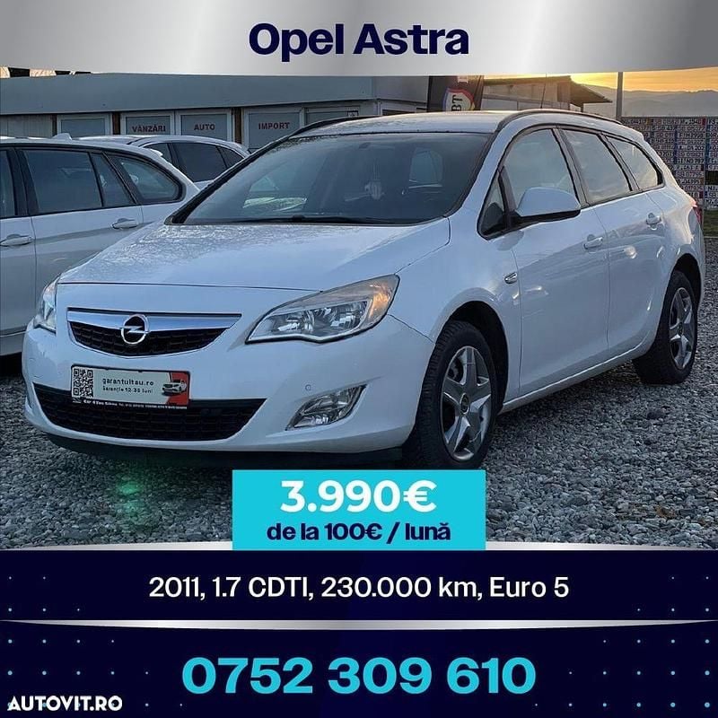 Culoarealb Utilizat 2012 Opel Astra Edition Break | 3.490 EUR (Super Preț) - Imagine 1/4