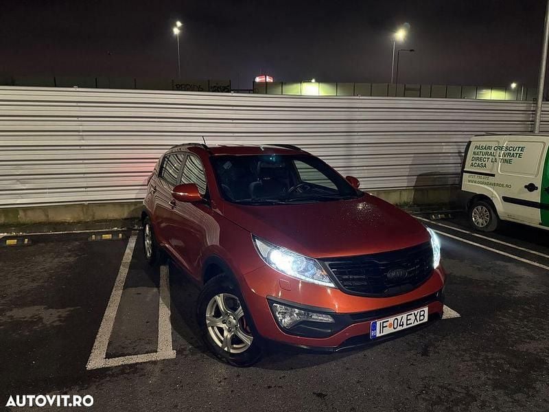 Culoareportocaliu Utilizat 2011 Kia Sportage Classic SUV | 6.900 EUR (Preț OK) - Imagine 1/4