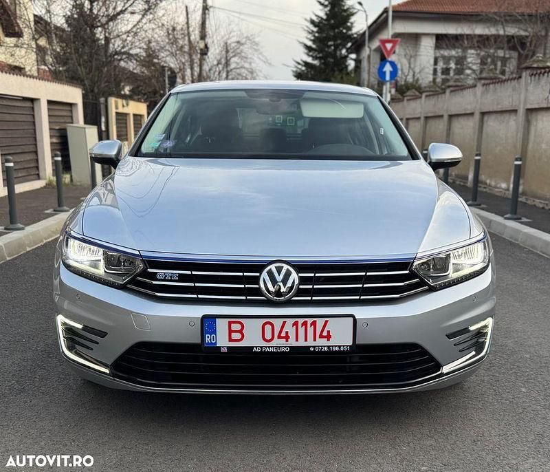 Gri Utilizat 2018 VW Passat GTE Berlinǎ | 17.100 EUR (Preț bun) - Imagine 1/4