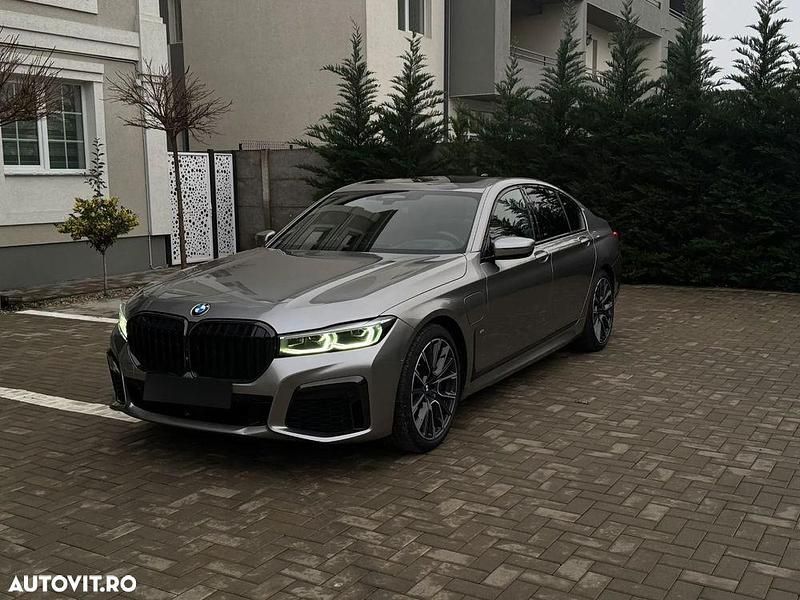 Second-hand BMW 745e 394 CP (289 kW) 2020 Culoaregri Berlinǎ