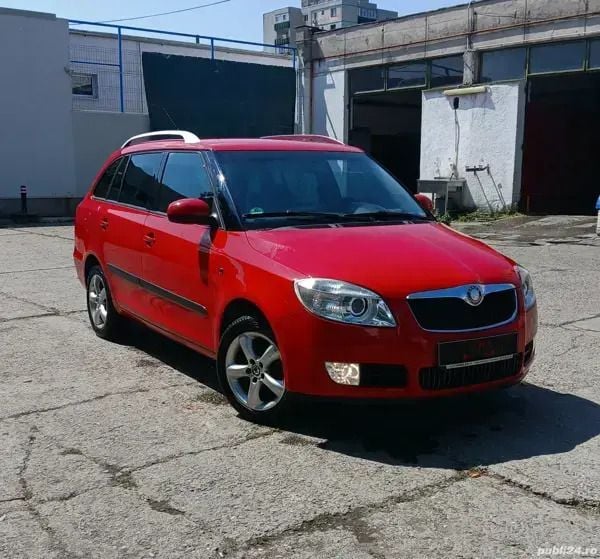 Utilizat 2010 Skoda Fabia Break | 2.990 EUR - Imagine 1/4