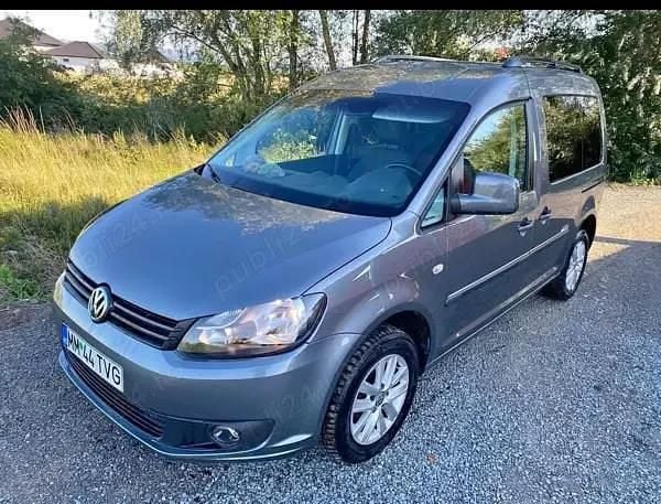 Utilizat 2011 VW Caddy Edition Monovolum | 6.400 EUR (Puțin scump) - Imagine 1/4