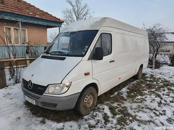 Second-hand Mercedes Sprinter 109 CP (80 kW) 2004 Van