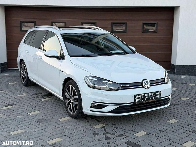 Second-hand VW Golf VII Highline 130 CP (95 kW) 2019 Culoarealb Break