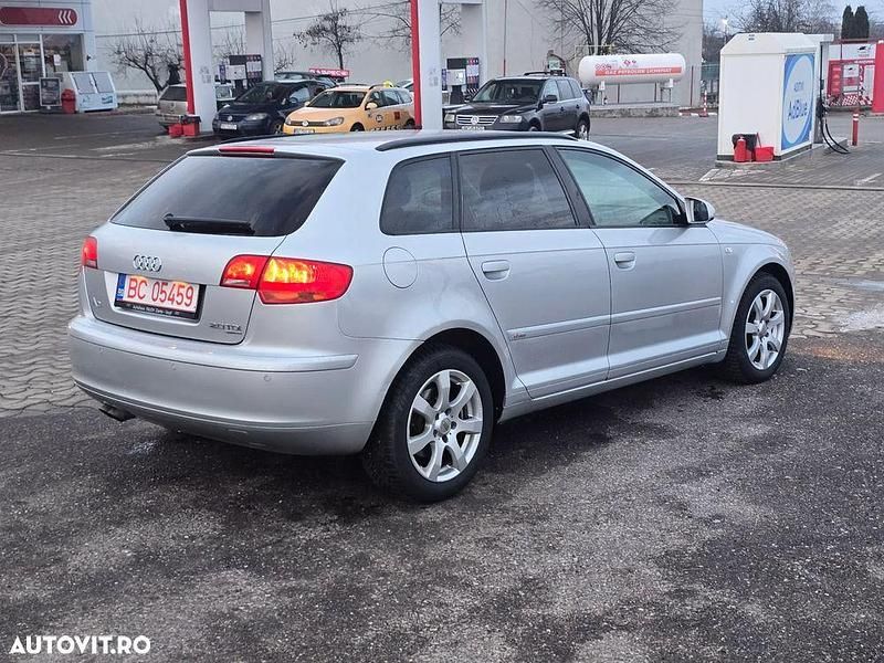 Second-hand Audi A3 Attraction 140 CP (102 kW) 2008 Culoaregri Hatchback