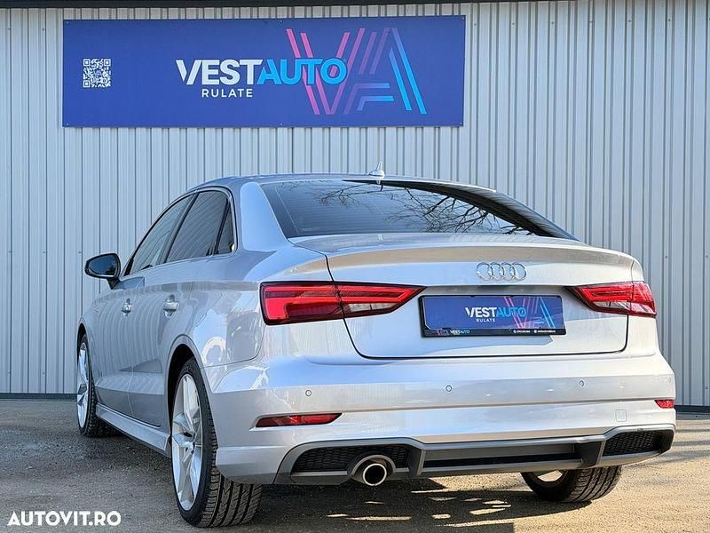 Second-hand Audi A3 Sport 116 CP (85 kW) 2017 Culoarenegru Berlinǎ