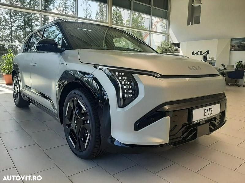 Gri Utilizat 2024 Kia EV3 4 SUV | 51.366 EUR - Imagine 1/4