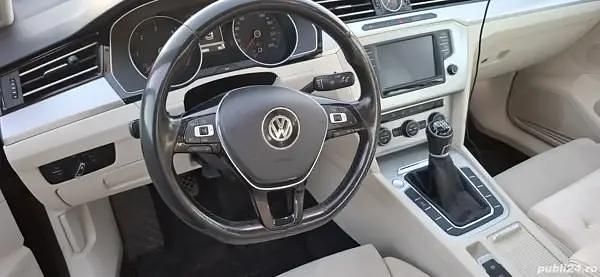 Second-hand VW Passat Comfortline 120 CP (88 kW) 2016 Berlinǎ