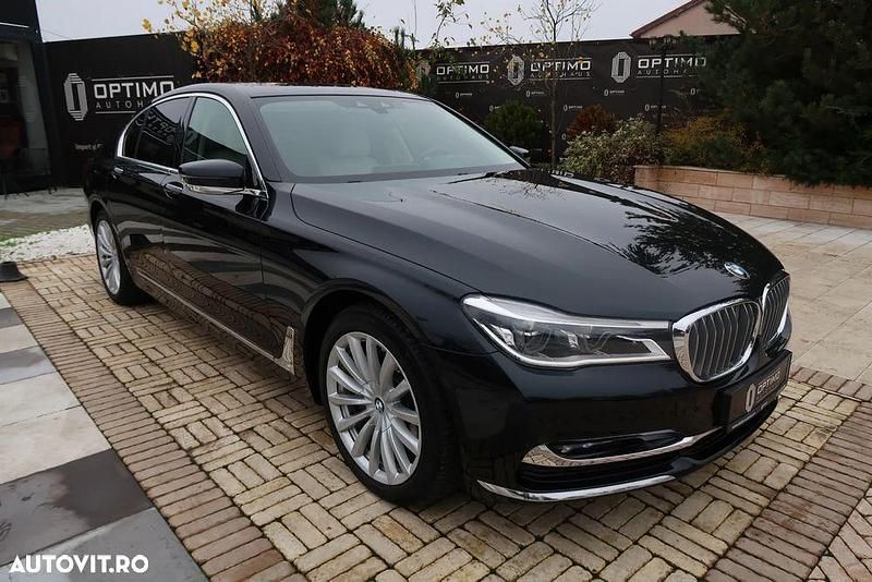 Culoarenegru Utilizat 2017 BMW 730 Comfort Edition Berlinǎ | 25.999 EUR (Super Preț) - Imagine 1/4